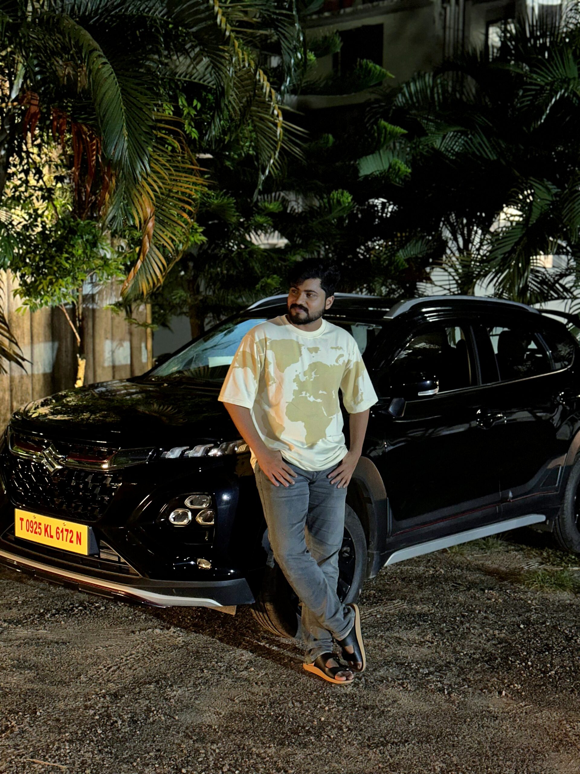 atlas born – oversized fit t shirt (world map edition)